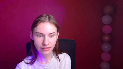 Snapshot of emmi_rossum chatting on 5, 3, 2025 Emmi online show from 5, 3, 2025
