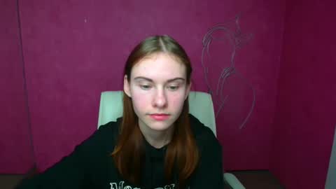 Snapshot of emmi_rossum chatting on 9, 3, 2025 Emmi online show from 9, 3, 2025