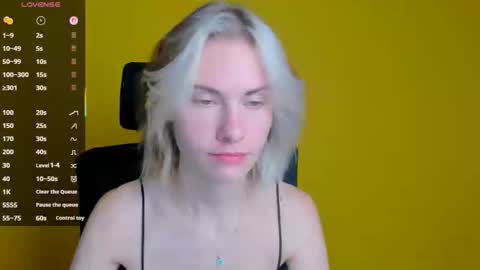 Snapshot of emmi_rossum chatting on 19, 9, 2025 Emmi online show from 19, 9, 2025