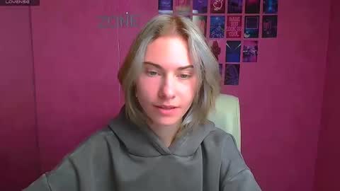 Snapshot of emmi_rossum chatting on 16, 10, 2025 Emmi online show from 16, 10, 2025