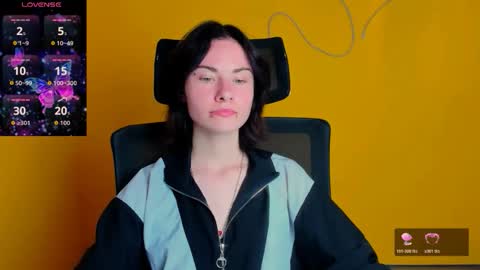 Snapshot of emmi_rossum chatting on 11, 5, 2026 Emmi online show from 11, 5, 2026