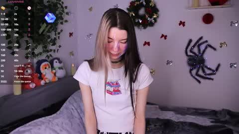 Snapshot of emmie_everly chatting on 11, 1, 2026 emmie_everly online show from 11, 1, 2026