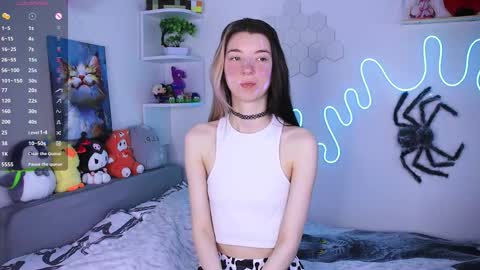 Snapshot of emmie_everly chatting on 4, 2, 2026 emmie_everly online show from 4, 2, 2026