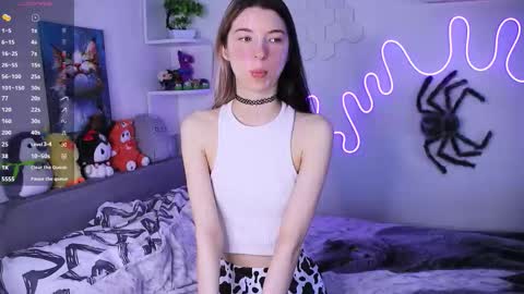 Snapshot of emmie_everly chatting on 9, 2, 2026 emmie_everly online show from 9, 2, 2026