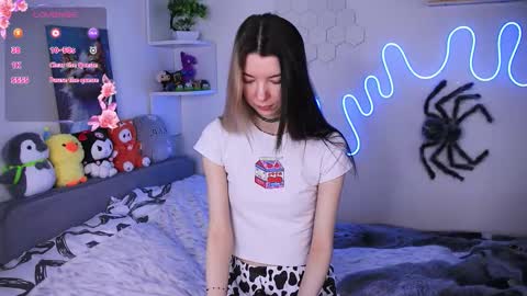 Snapshot of emmie_everly chatting on 27, 2, 2026 emmie_everly online show from 27, 2, 2026