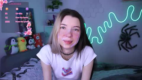 Snapshot of emmie_everly chatting on 4, 3, 2026 emmie_everly online show from 4, 3, 2026