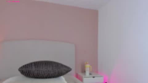 Snapshot of emmiily_z chatting on 31, 7, 2026 Emmiily online show from 31, 7, 2026