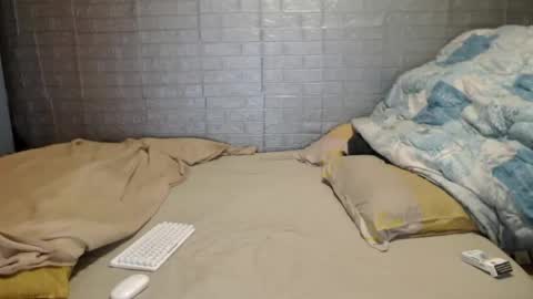 Emmily000 online show from 10, 11, 2025