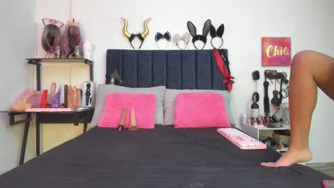          online show from 20, 12, 2025