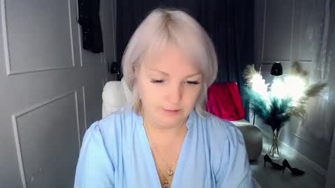 Snapshot of emmmam chatting on 29, 10, 2025 emmmam online show from 29, 10, 2025