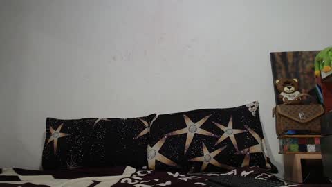 emmy___lee online show from 19, 12, 2024