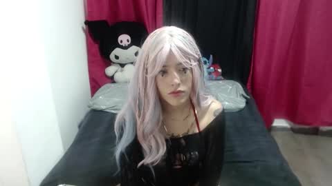 Snapshot of emmy__smith chatting on 1, 10, 2025 emmy__smith online show from 1, 10, 2025