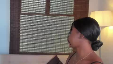 emmy_jacksson online show from 11, 3, 2025