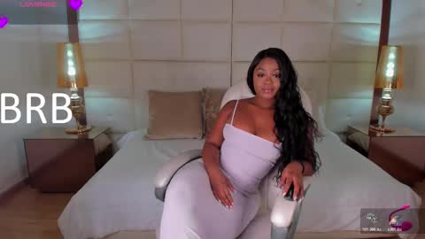 emmy_jacksson online show from 5, 12, 2025