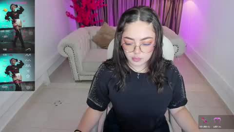 Emmy Walker online show from 28, 2, 2025