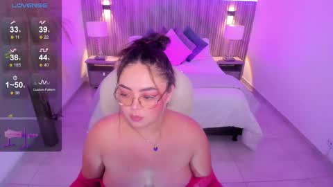 Emmy Walker online show from 7, 10, 2025