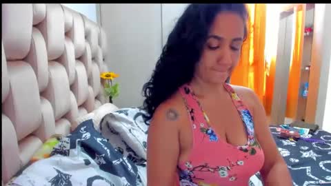 emperatriztapia online show from 2, 3, 2025