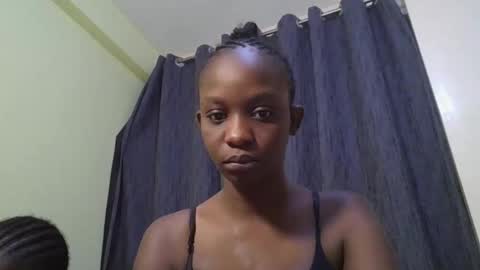 Snapshot of empress_emma chatting on 2, 4, 2026 empress_emma online show from 2, 4, 2026