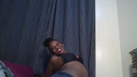 Snapshot of empress_emma chatting on 9, 4, 2026 empress_emma online show from 9, 4, 2026