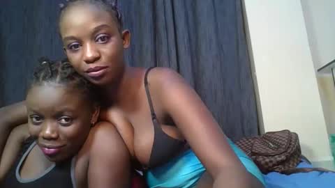 Snapshot of empress_emma chatting on 14, 4, 2026 empress_emma online show from 14, 4, 2026