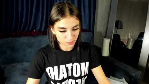 Snapshot of emy__angel chatting on 16, 12, 2024 emy__angel online show from 16, 12, 2024