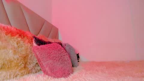 Snapshot of emy_colee chatting on 20, 12, 2024 Emy online show from 20, 12, 2024