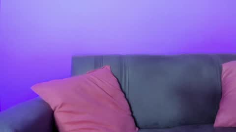 Snapshot of emy_colee chatting on 10, 2, 2025 Emy online show from 10, 2, 2025