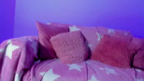 Snapshot of emy_colee chatting on 24, 2, 2025 Emy online show from 24, 2, 2025