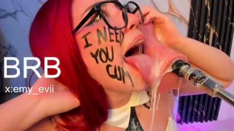 Snapshot of emy_evie1 chatting on 18, 6, 2026 emy online show from 18, 6, 2026