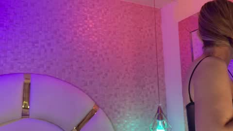 Emy  online show from 4, 12, 2025