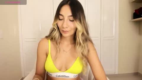 emyconneer online show from 6, 2, 2026