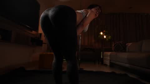 Eimi3 online show from 9, 9, 2025