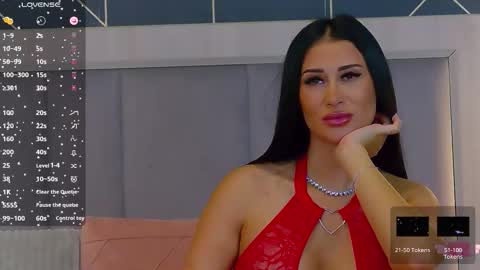 Snapshot of emylaveau chatting on 12, 11, 2025 Emy online show from 12, 11, 2025