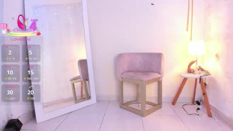 EMYLY  online show from 18, 11, 2025