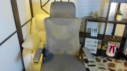 Snapshot of emysilver chatting on 7, 2, 2025 Emy Silver online show from 7, 2, 2025