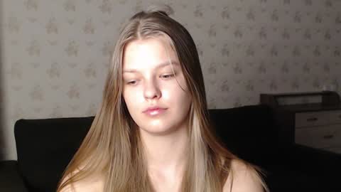 EmySway online show from 6, 12, 2024