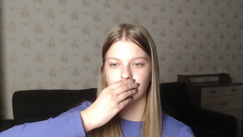 EmySway online show from 30, 12, 2024