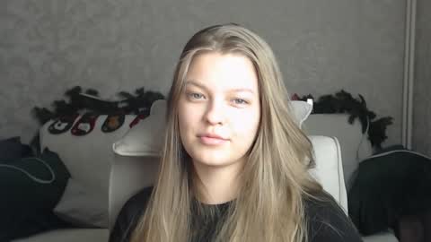 EmySway online show from 28, 1, 2025