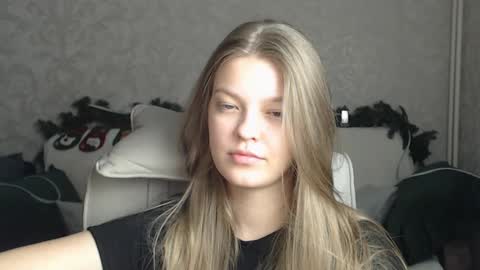 EmySway online show from 28, 1, 2025