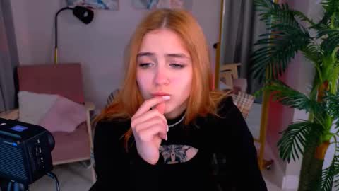 Snapshot of enchanted_bella chatting on 23, 3, 2026 enchanted_bella online show from 23, 3, 2026