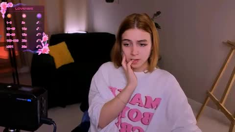 Snapshot of enchanted_bella chatting on 16, 4, 2026 enchanted_bella online show from 16, 4, 2026