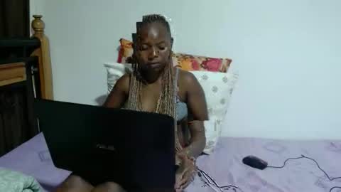 Vee online show from 10, 11, 2025