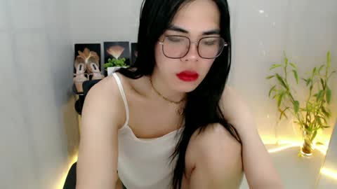 enchantress_mia03 online show from 28, 6, 2026