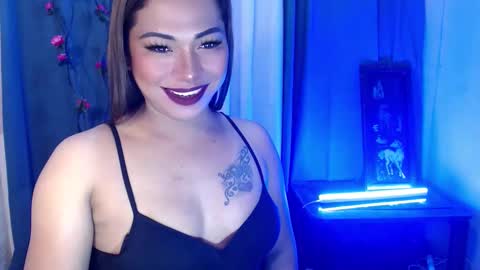 Snapshot of enchantressjenieghxxx chatting on 1, 11, 2025 Jeniegh online show from 1, 11, 2025