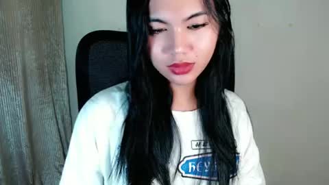 Snapshot of endlessmiax chatting on 23, 10, 2025 maria online show from 23, 10, 2025