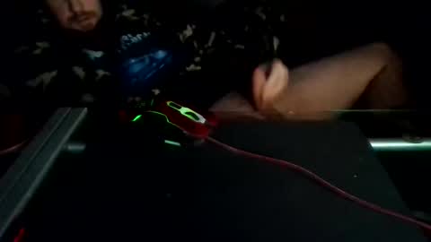 Snapshot of endslaved chatting on 20, 12, 2025 endslaved online show from 20, 12, 2025