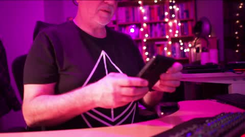 Snapshot of energybra chatting on 3, 4, 2026 uk online show from 3, 4, 2026