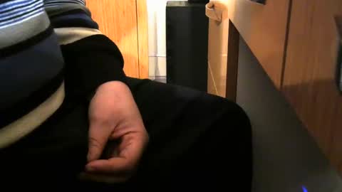 engin_83 online show from 5, 4, 2026