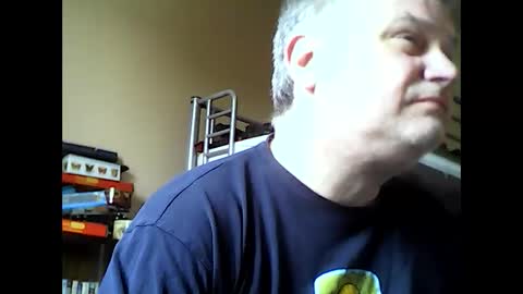 Snapshot of englishguysurrey chatting on 9, 4, 2026 englishguysurrey online show from 9, 4, 2026
