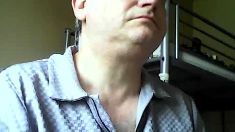 Snapshot of englishguysurrey chatting on 23, 7, 2026 englishguysurrey online show from 23, 7, 2026